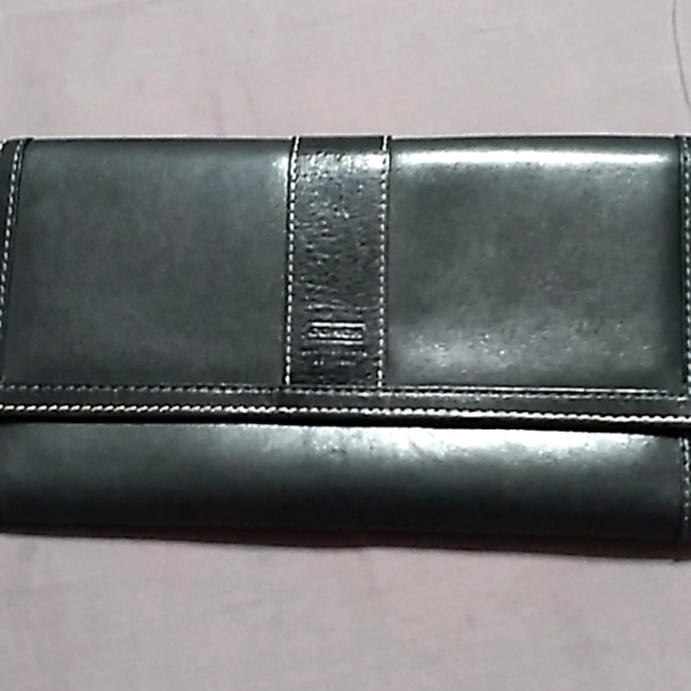 Vintage Coach Hampton black leather wallet